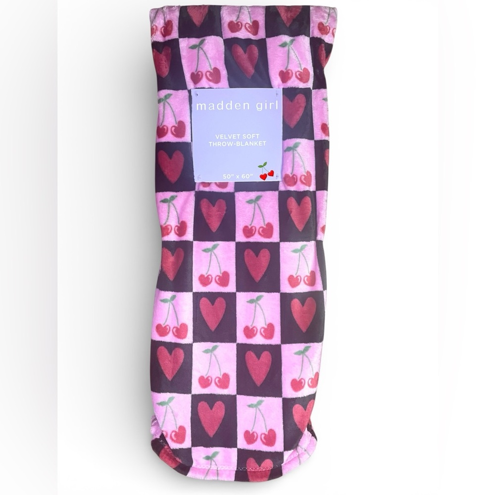 MADDEN GIRL Checkered Cherries Velvet Throw Pink Red Hearts Cherry 50x60 NEW NWT